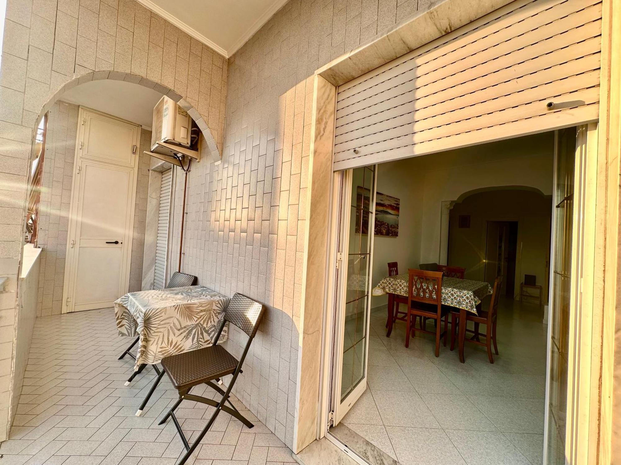 فيلا Casa Vacanze Bergame نابولي المظهر الخارجي الصورة